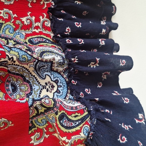 3/$20 Bila Red and Blue Paisley Blouse Size M - Picture 7 of 8